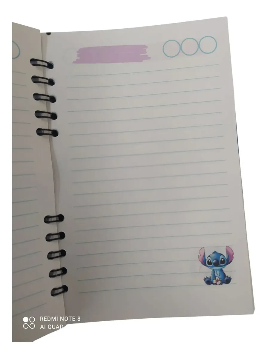 Cuaderno personalizado stitch con llavero